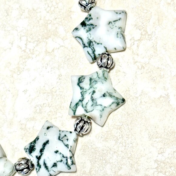 Starry Night Necklace, Genuine White Green Tree Agate Stars & Freshwater Pearls - Picture 7 of 12